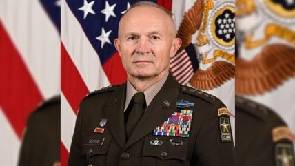   EE.UU. destituyó al Jefe del Estado Mayor del Ejército en plena guerra con Irán 